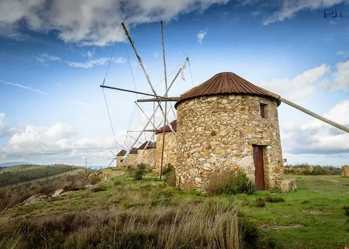 T1 Amplo E Repleto De Luz Junto à Pç Do Comércio - Self Check In Apartamento