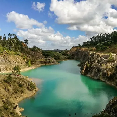 T1 Amplo E Repleto De Luz Junto A Pc Do Comercio - Self Check In شقة كويمبرا