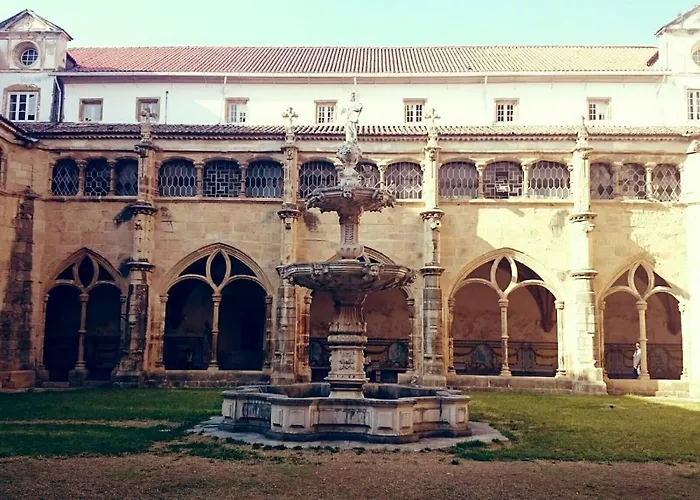 Апартаменты T1 Amplo E Repleto De Luz Junto A Pc Do Comercio - Self Check In